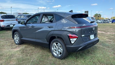 2027 Hyundai KONA SE FWD
