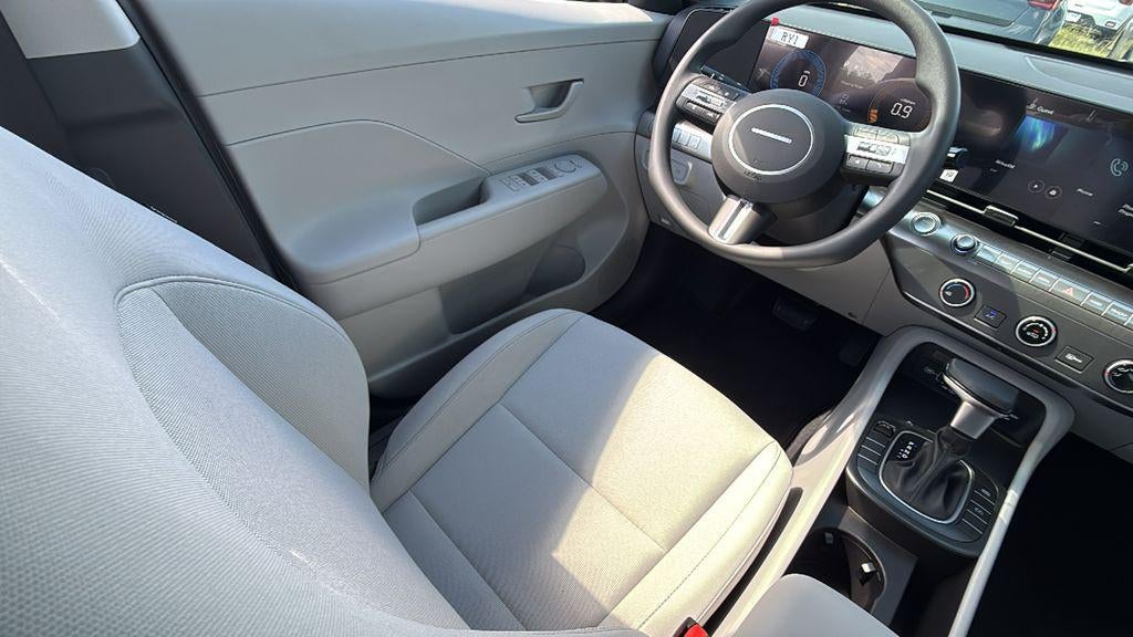 2027 Hyundai KONA SE FWD