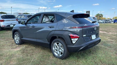 2027 Hyundai KONA SE FWD