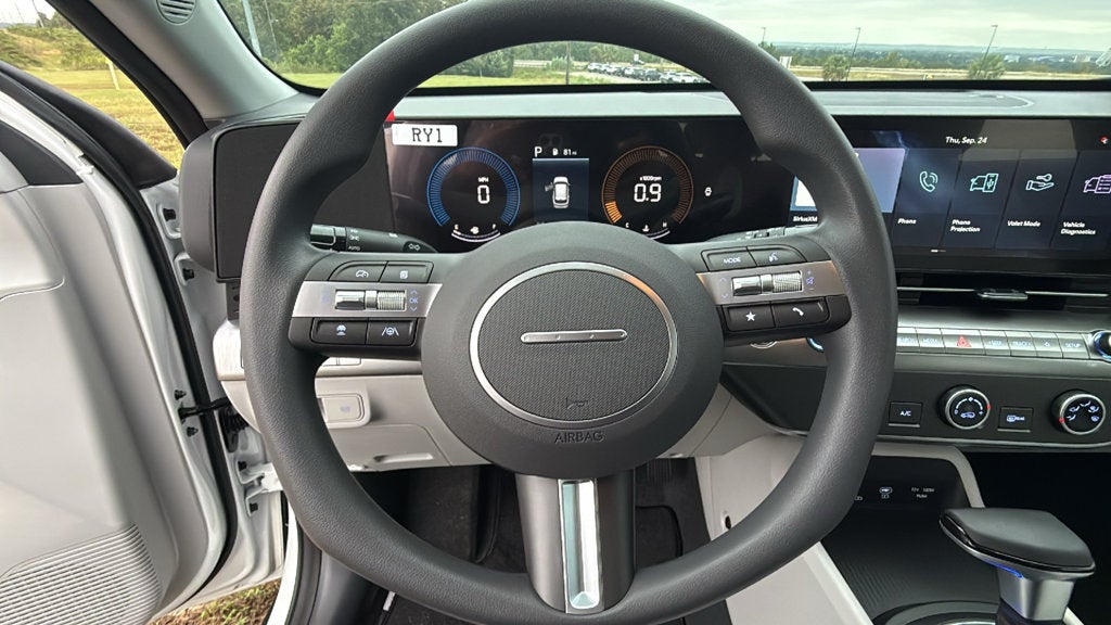 2027 Hyundai KONA SE FWD