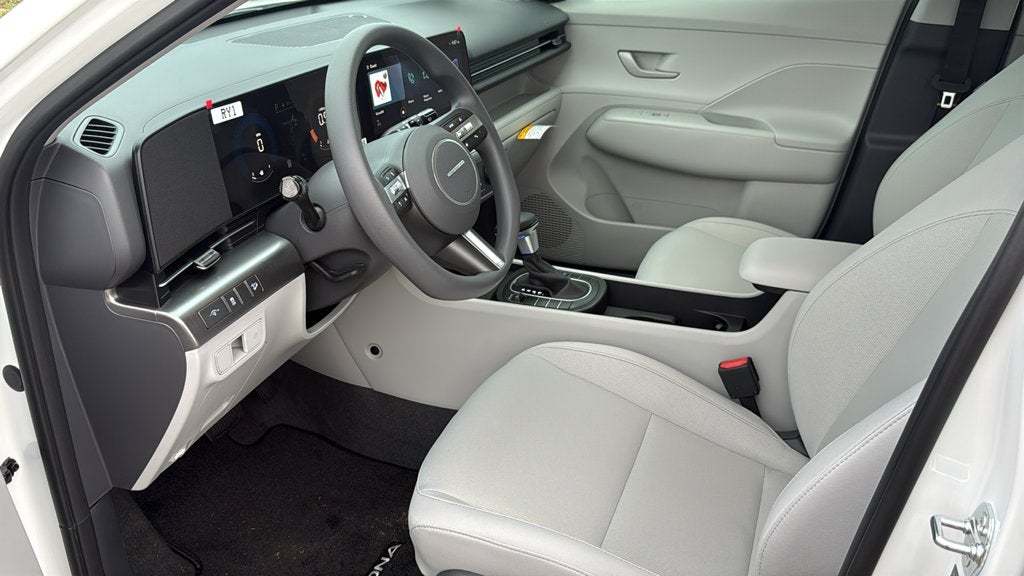 2027 Hyundai KONA SE FWD