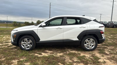 2027 Hyundai KONA SE FWD