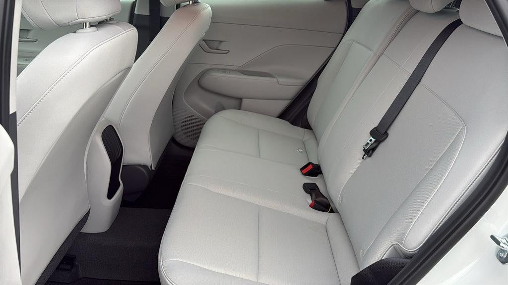 2027 Hyundai KONA SE FWD