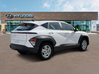 2027 Hyundai KONA SE FWD