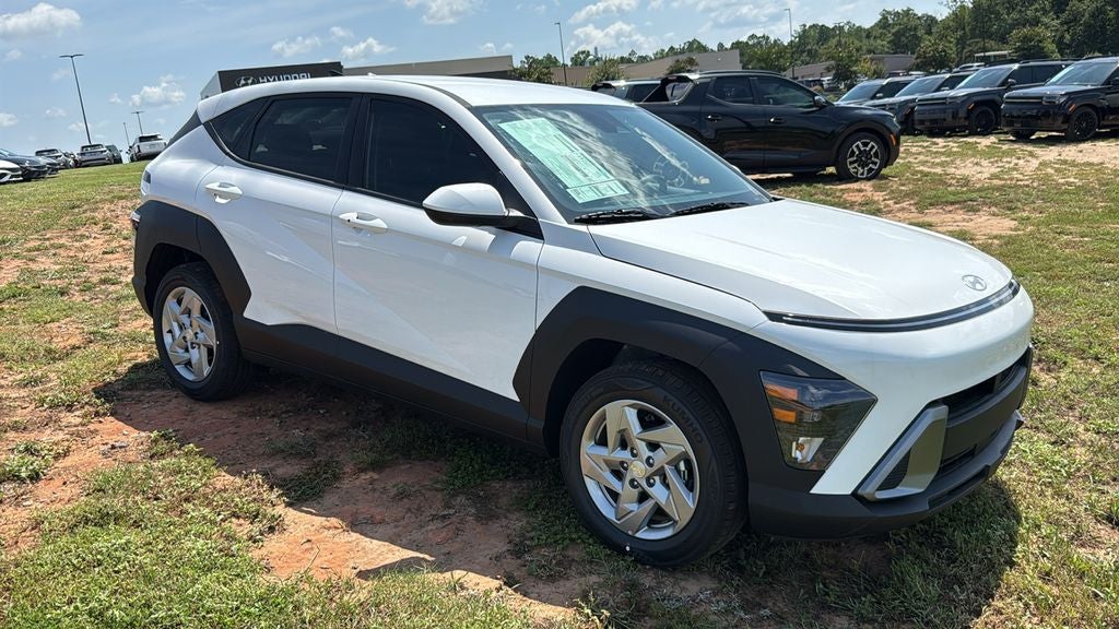 2027 Hyundai KONA SE FWD