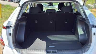 2027 Hyundai KONA SE FWD