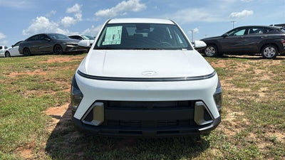 2027 Hyundai KONA SE FWD