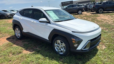 2027 Hyundai KONA SE FWD