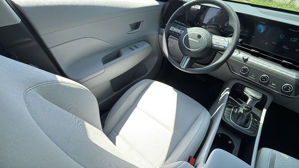 2027 Hyundai KONA SE FWD