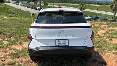 2027 Hyundai KONA SE FWD
