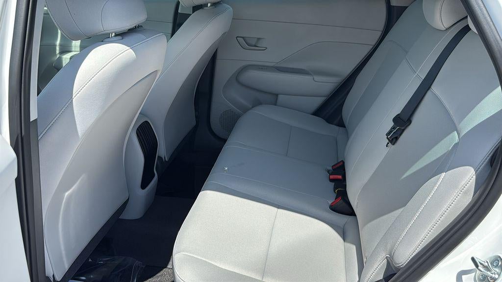 2027 Hyundai KONA SE FWD