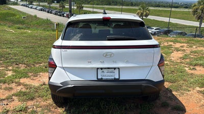 2027 Hyundai KONA SE FWD