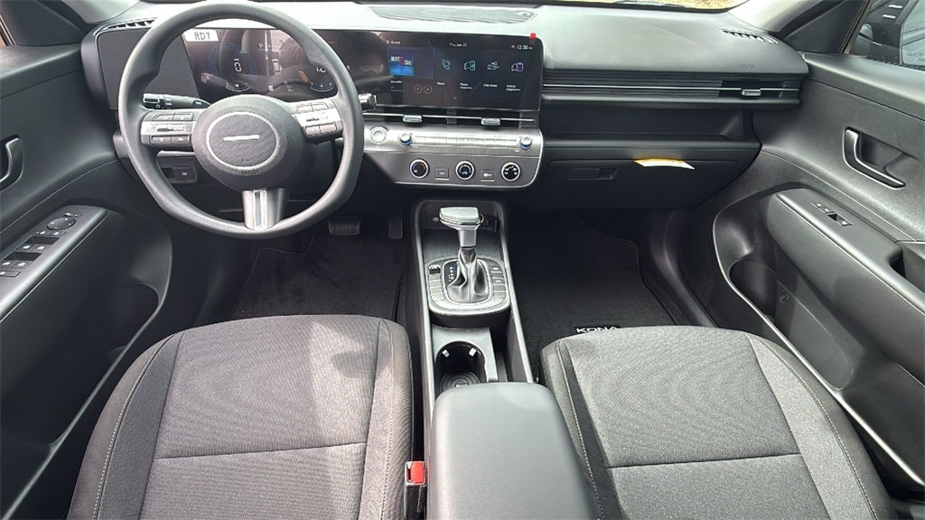 2026 Hyundai KONA SE FWD