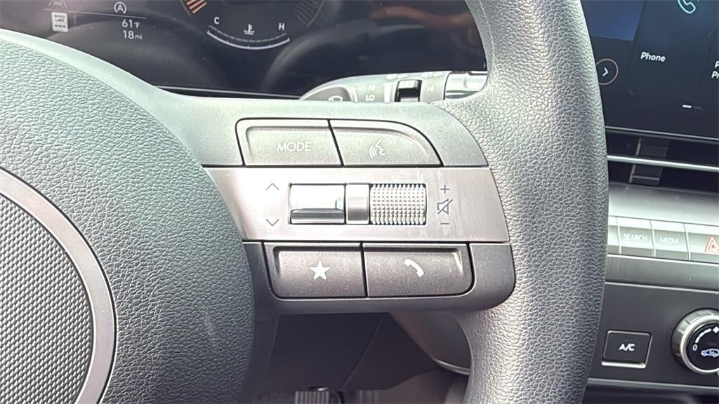 2026 Hyundai KONA SE FWD