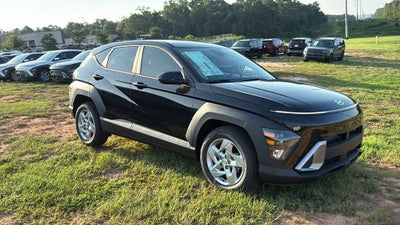 2027 Hyundai KONA SE FWD