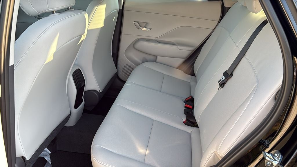 2027 Hyundai KONA SE FWD