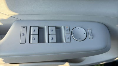 2027 Hyundai KONA SE FWD