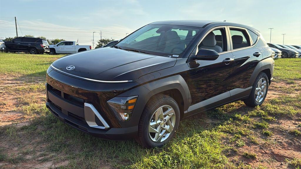 2027 Hyundai KONA SE FWD