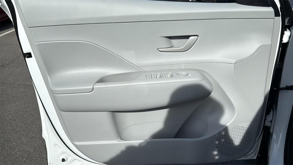 2026 Hyundai KONA SE AWD