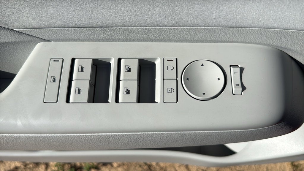 2027 Hyundai KONA SEL Premium FWD