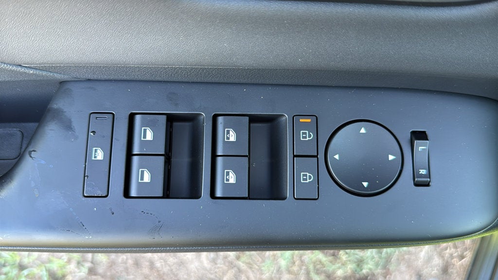 2027 Hyundai KONA Limited FWD