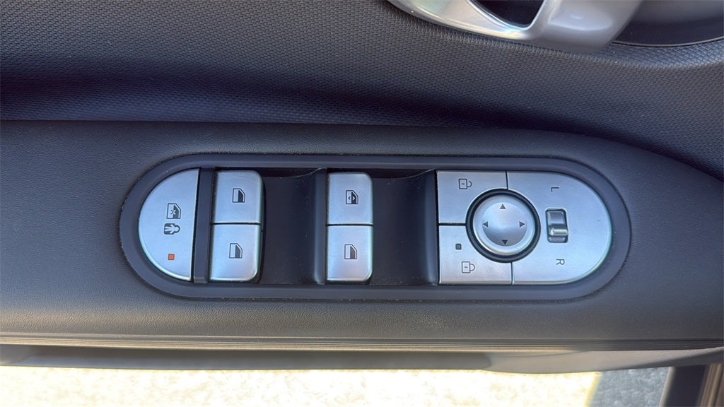 2024 Hyundai IONIQ 5 SE