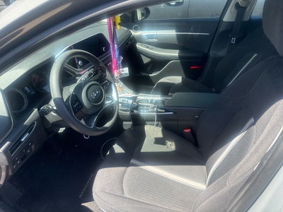 2023 Hyundai SONATA SE