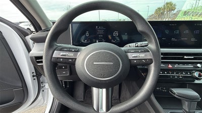 2025 Hyundai SONATA SE