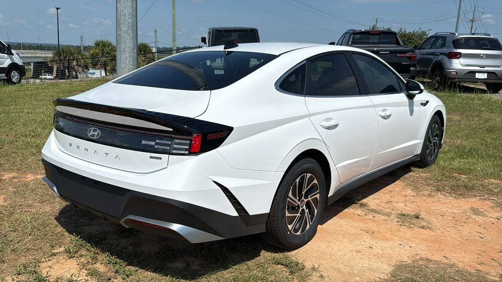 2026 Hyundai SONATA HYBRID Blue