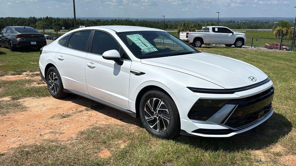 2026 Hyundai SONATA HYBRID Blue