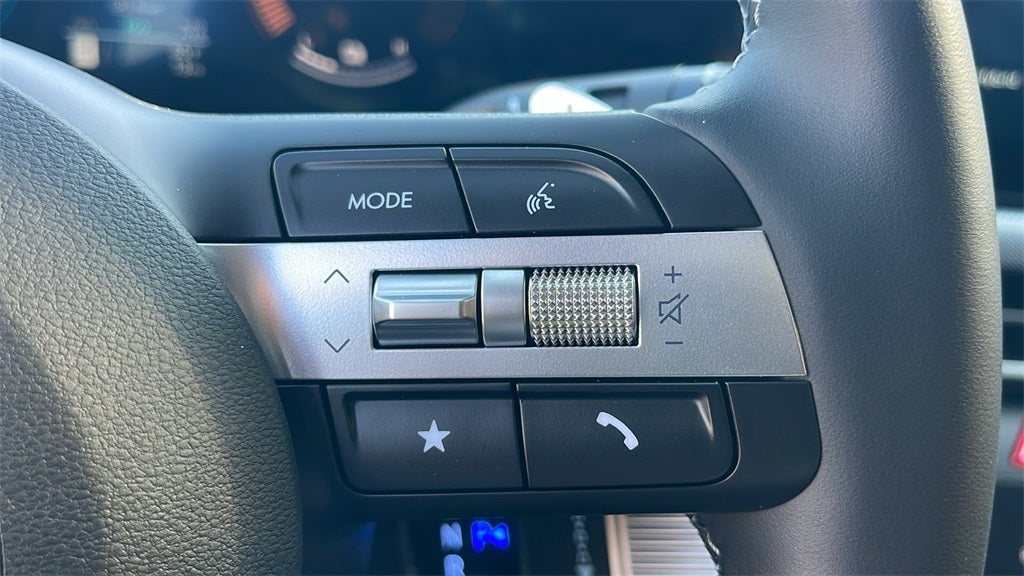 2025 Hyundai SONATA HYBRID SEL