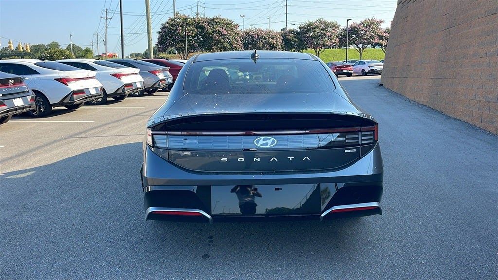 2025 Hyundai SONATA HYBRID SEL