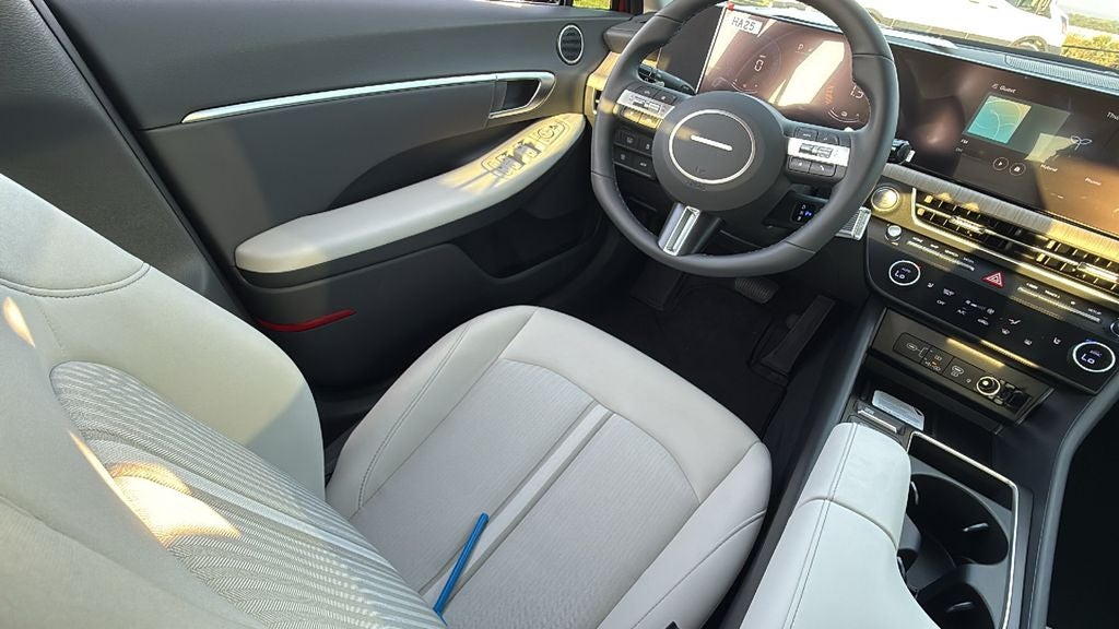 2026 Hyundai SONATA HYBRID SEL