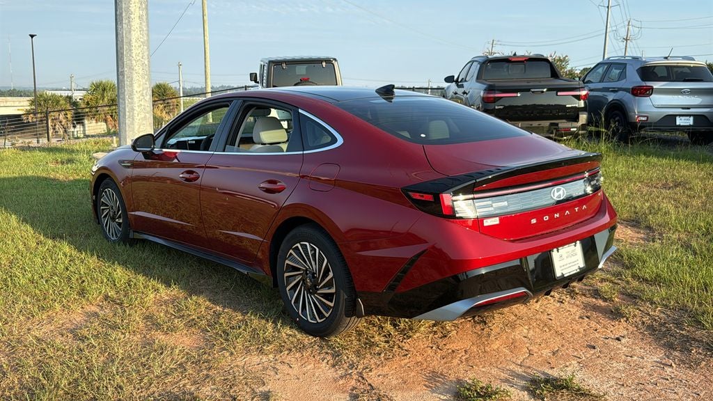 2026 Hyundai SONATA HYBRID SEL