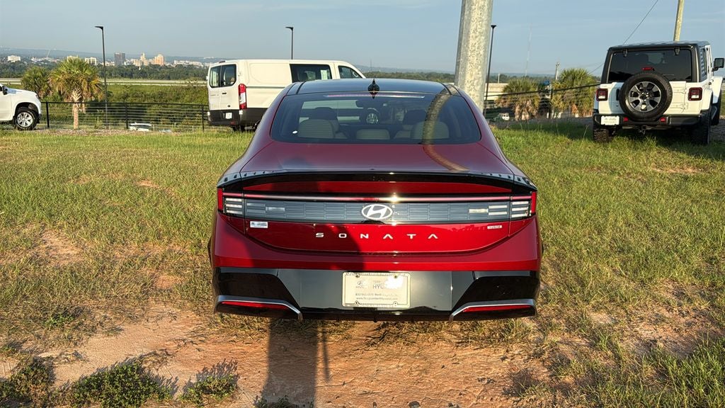 2026 Hyundai SONATA HYBRID SEL