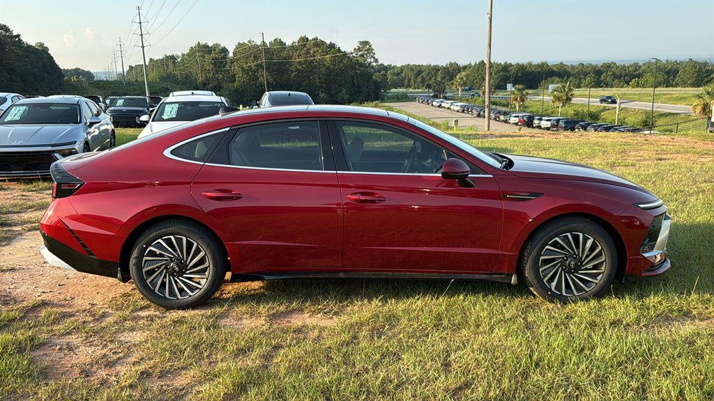 2026 Hyundai SONATA HYBRID SEL