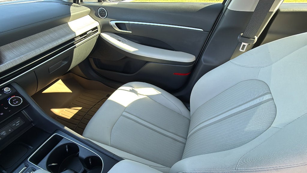 2024 Hyundai SONATA HYBRID SEL