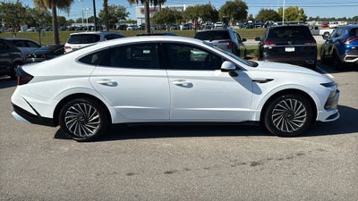 2024 Hyundai SONATA HYBRID SEL