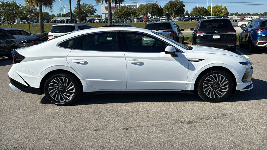 2024 Hyundai SONATA HYBRID SEL