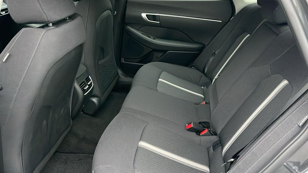 2025 Hyundai SONATA HYBRID SEL