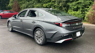 2025 Hyundai SONATA HYBRID SEL