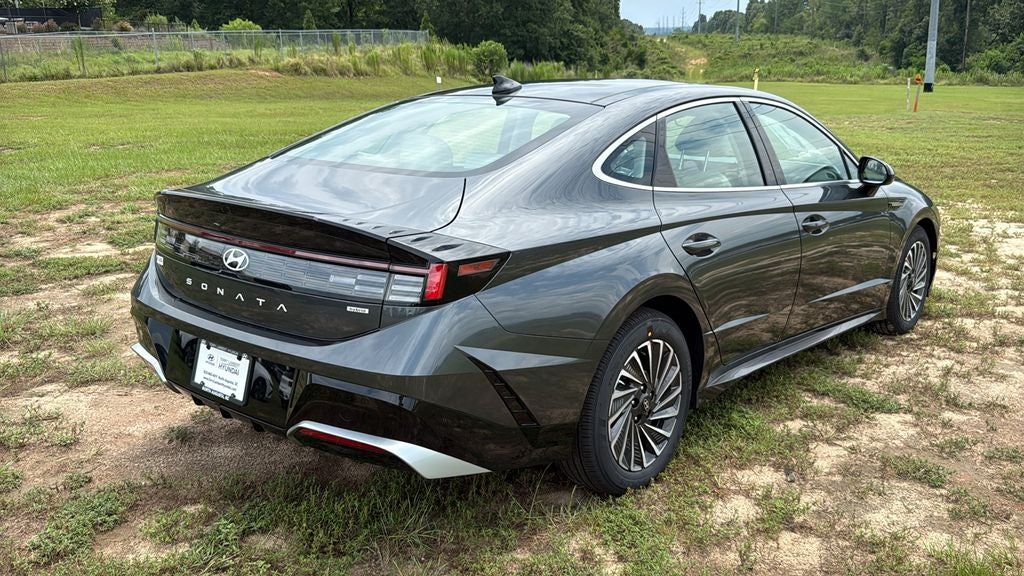 2026 Hyundai SONATA HYBRID SEL