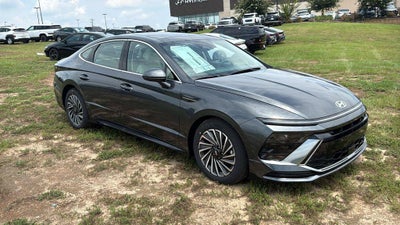 2026 Hyundai SONATA HYBRID SEL