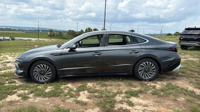 2026 Hyundai SONATA HYBRID SEL