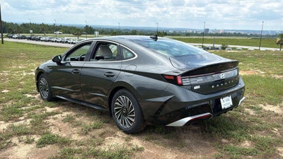 2026 Hyundai SONATA HYBRID SEL