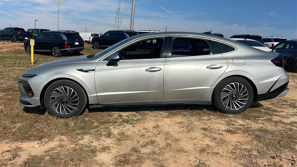 2026 Hyundai SONATA HYBRID Limited