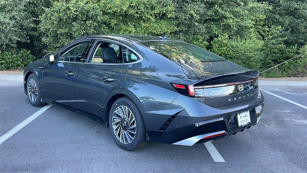 2025 Hyundai SONATA HYBRID Limited