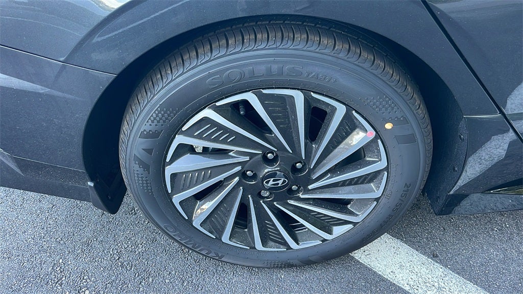 2025 Hyundai SONATA HYBRID Limited