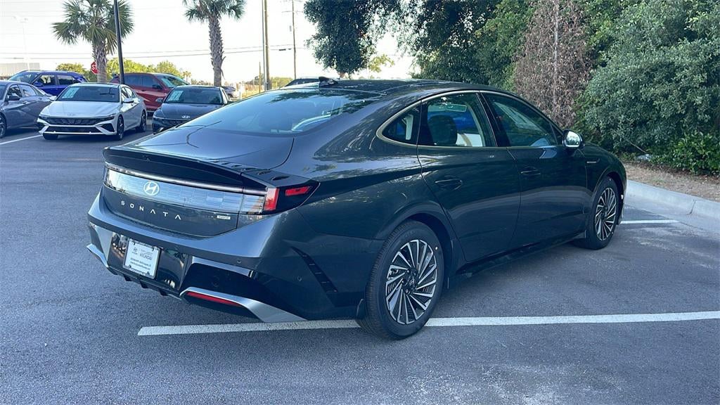 2025 Hyundai SONATA HYBRID Limited