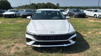 2026 Hyundai ELANTRA SE